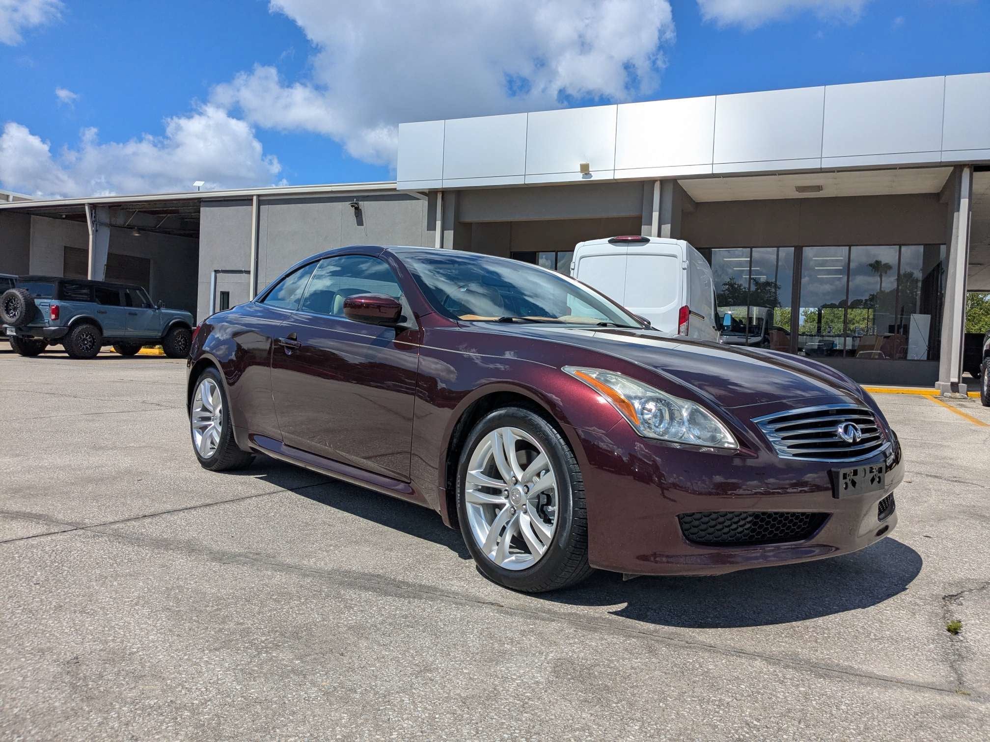 2010 INFINITI G37 Convertible Base