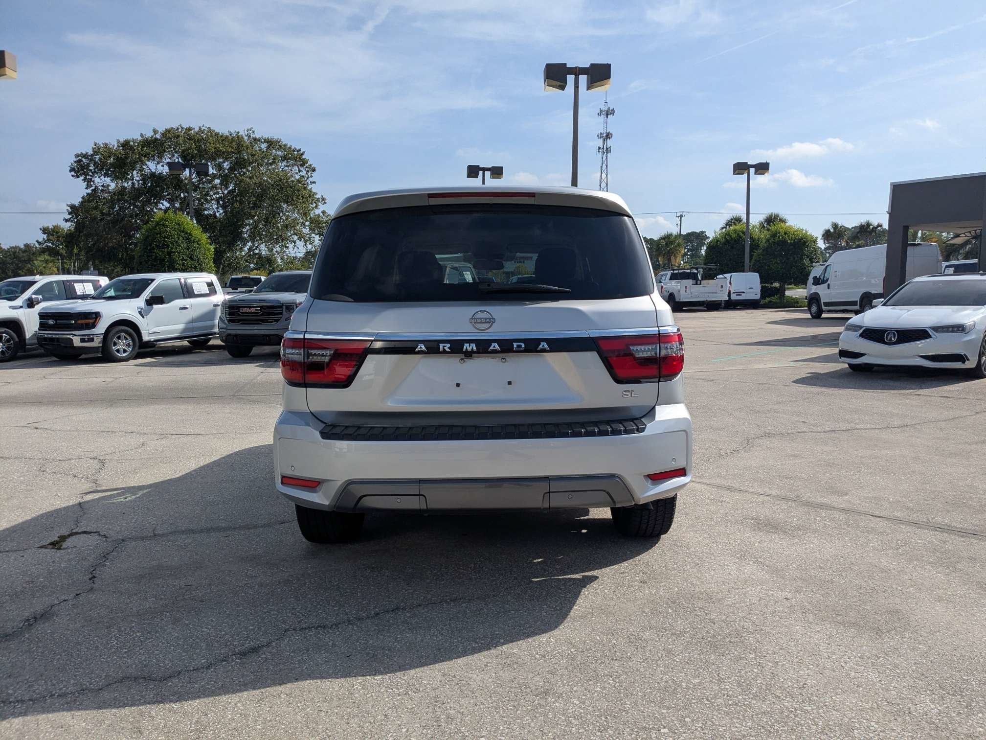2024 Nissan Armada SL