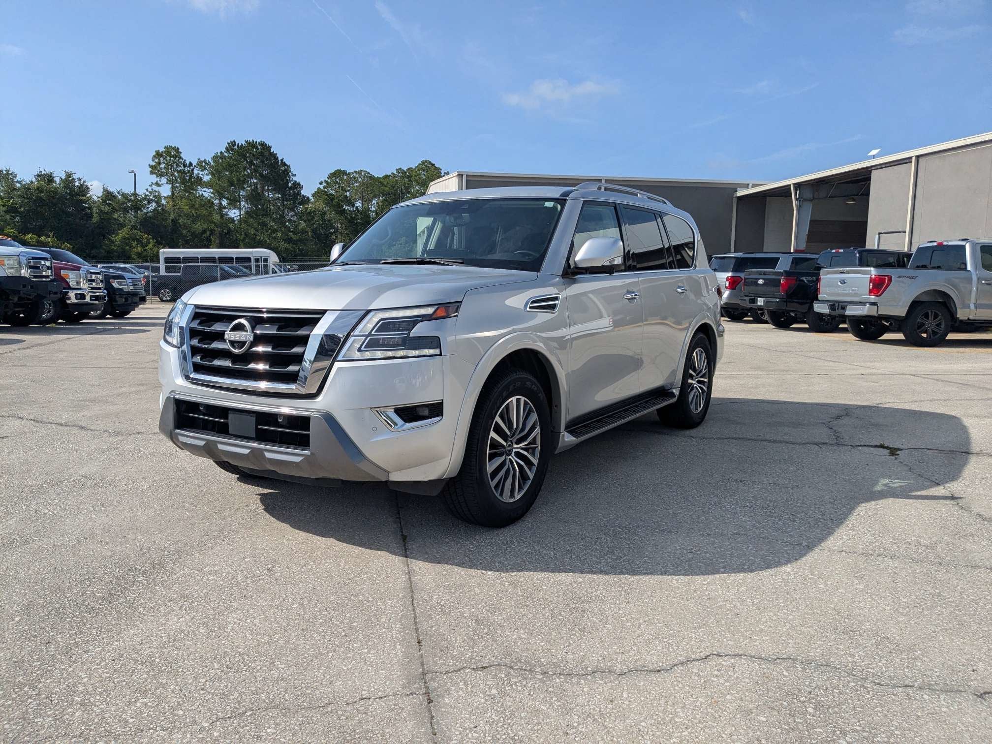 2024 Nissan Armada SL