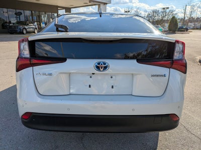 2020 Toyota Prius LE