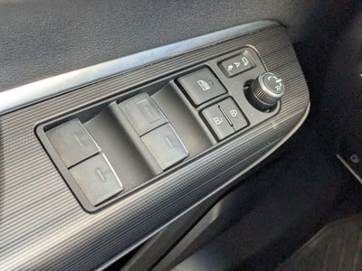 2023 Toyota Venza XLE