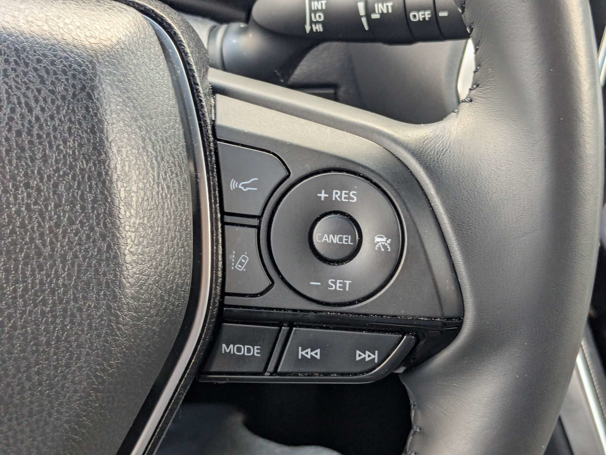 2023 Toyota Venza XLE