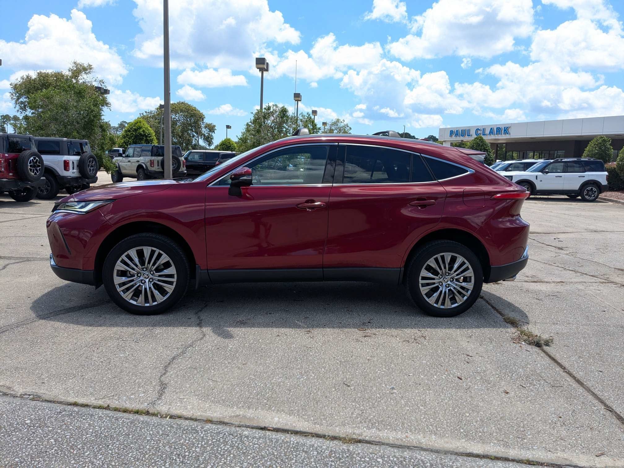 2023 Toyota Venza XLE