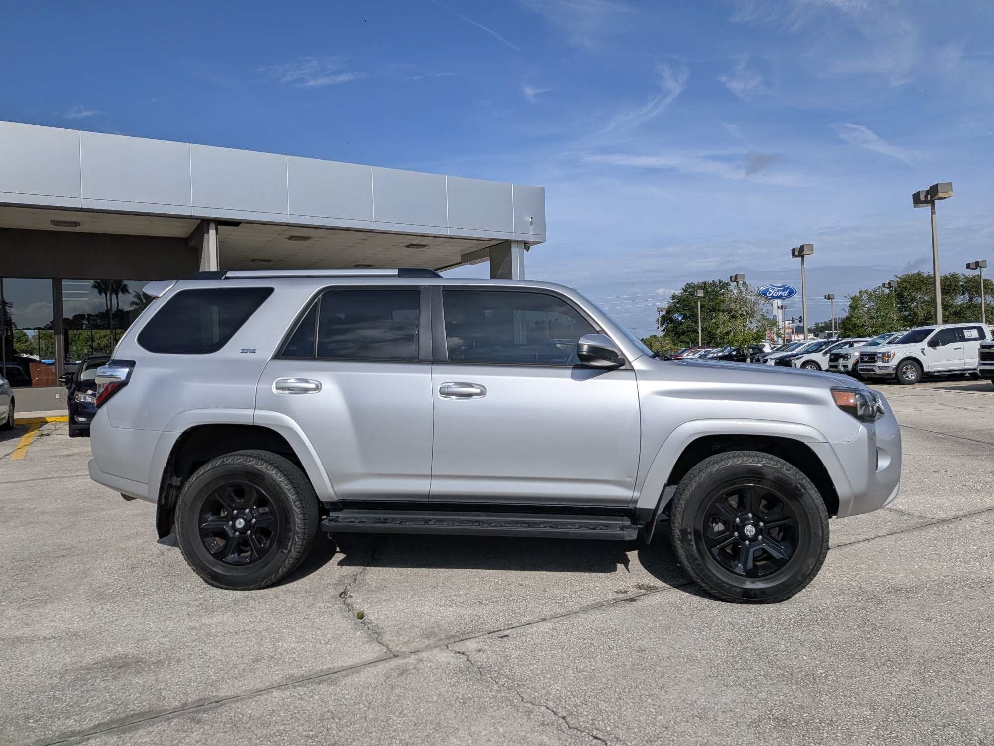 2024 Toyota 4Runner SR5