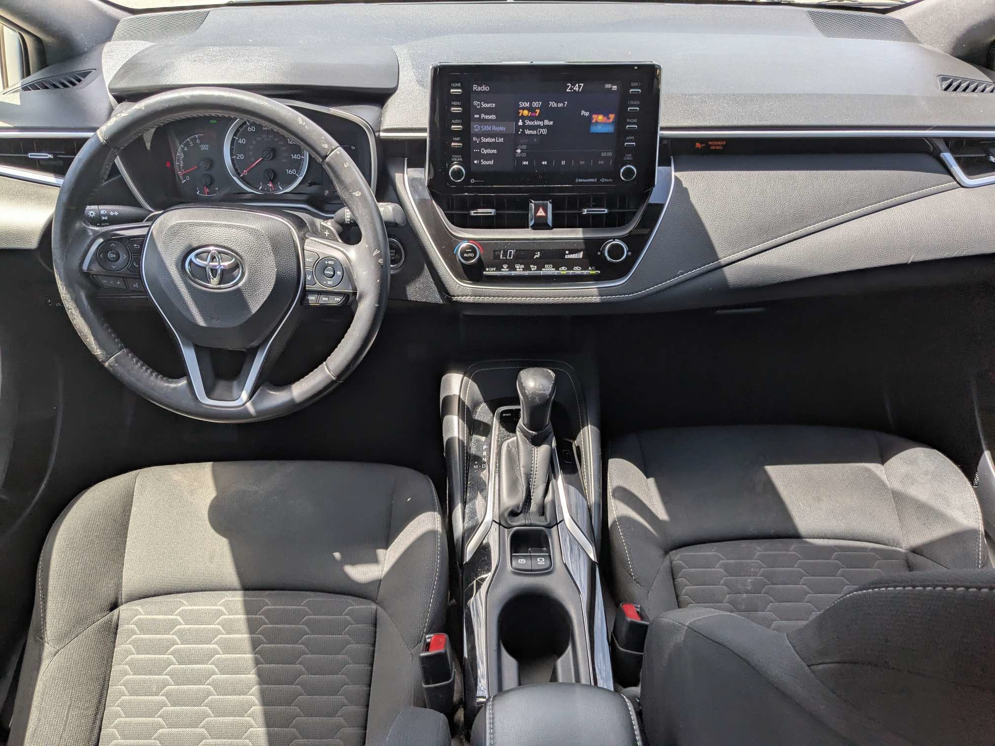 2020 Toyota Corolla Hatchback SE