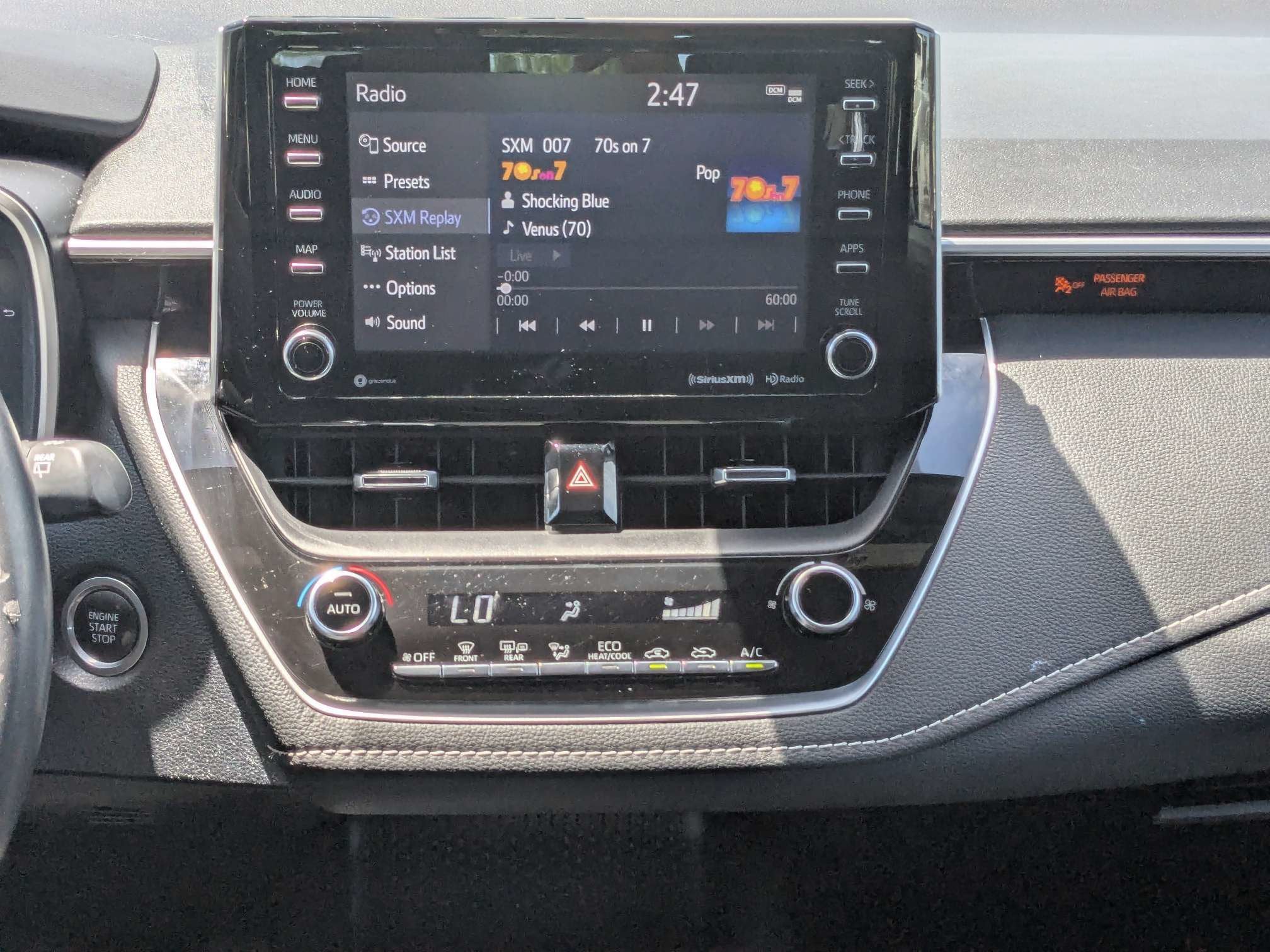 2020 Toyota Corolla Hatchback SE