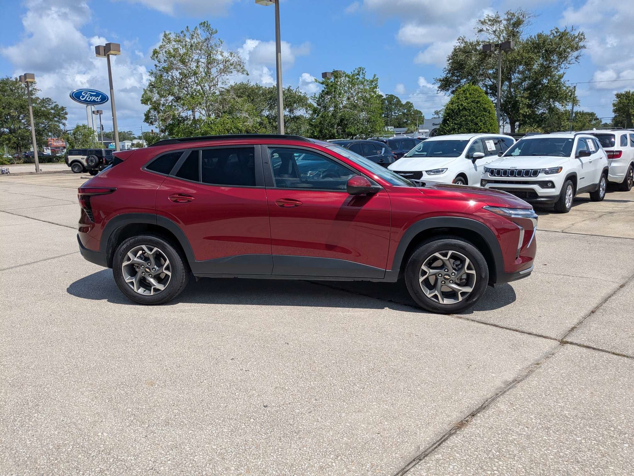 2025 Chevrolet Trax LT