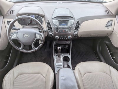 2015 Hyundai Tucson SE