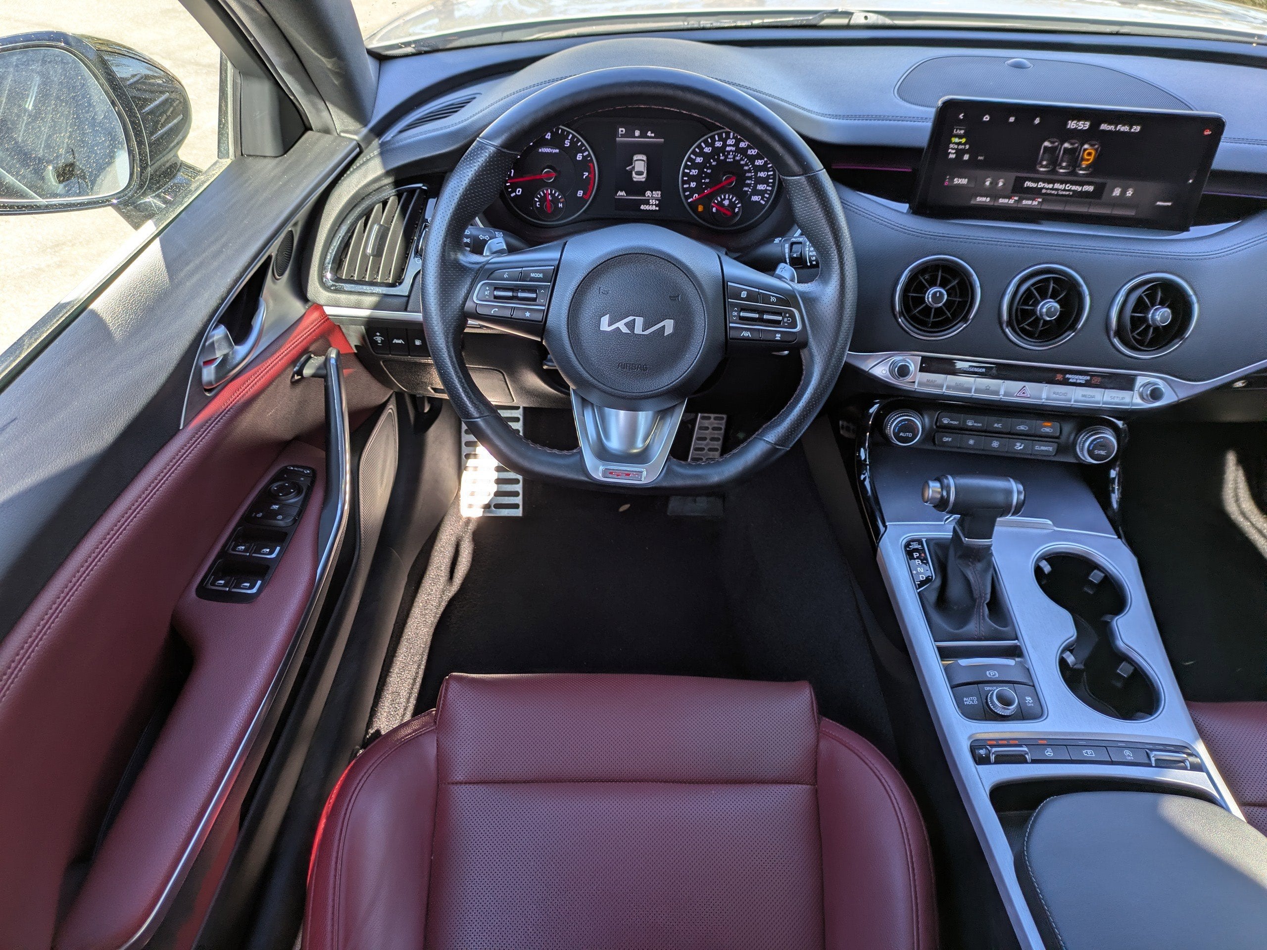 2022 Kia Stinger GT1