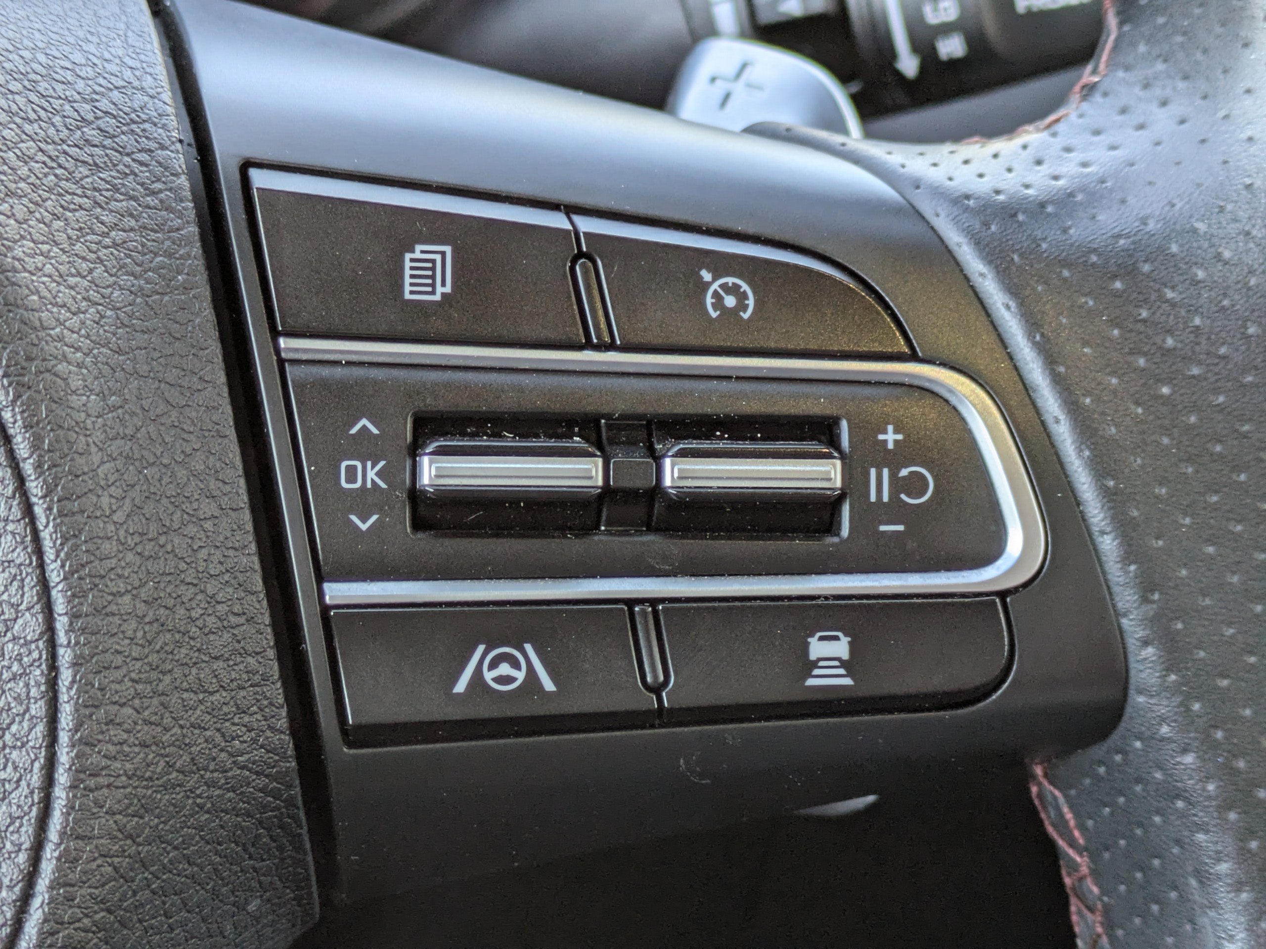 2022 Kia Stinger GT1