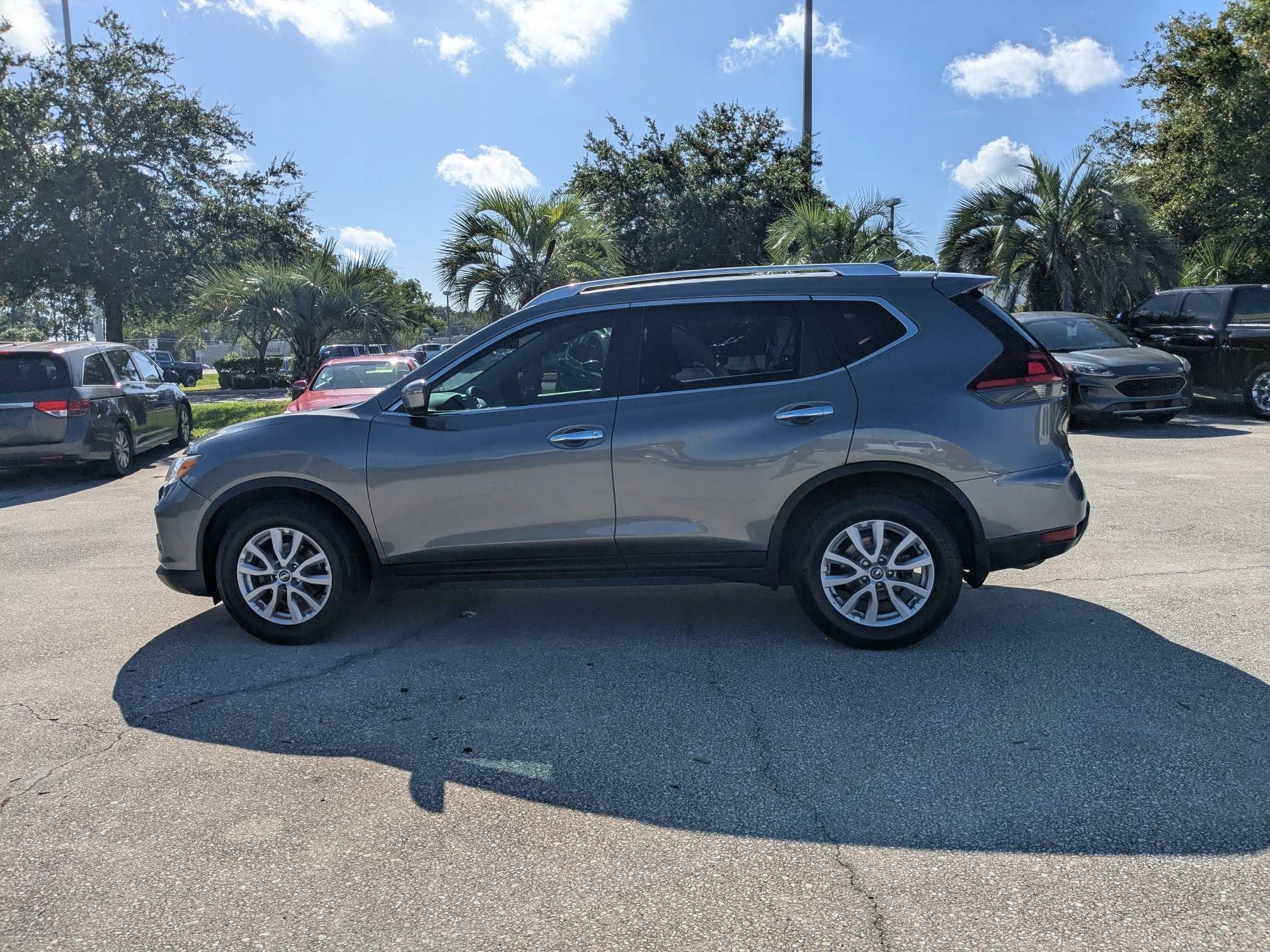 2019 Nissan Rogue S
