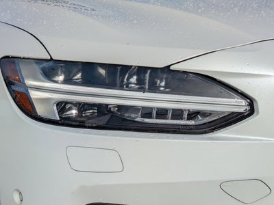 2018 Volvo S90 Momentum