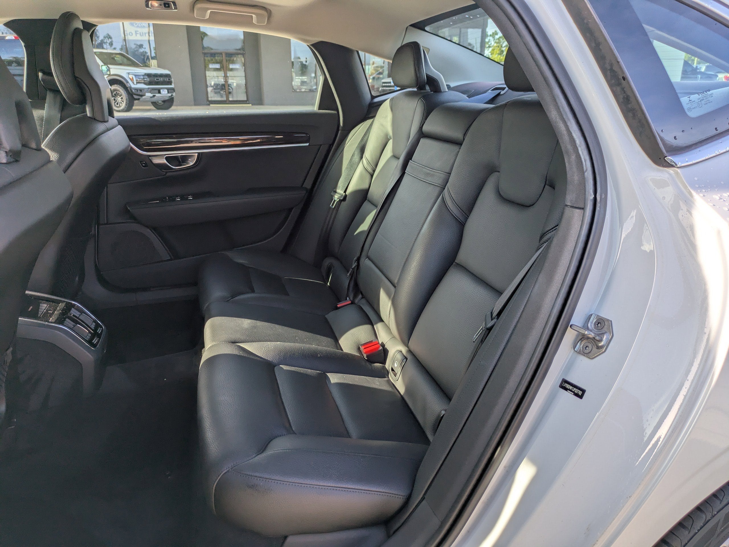 2018 Volvo S90 Momentum