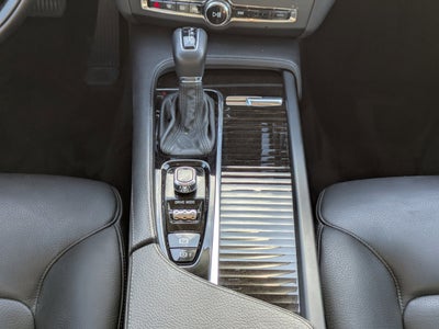 2018 Volvo S90 Momentum