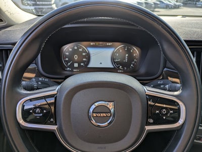 2018 Volvo S90 Momentum