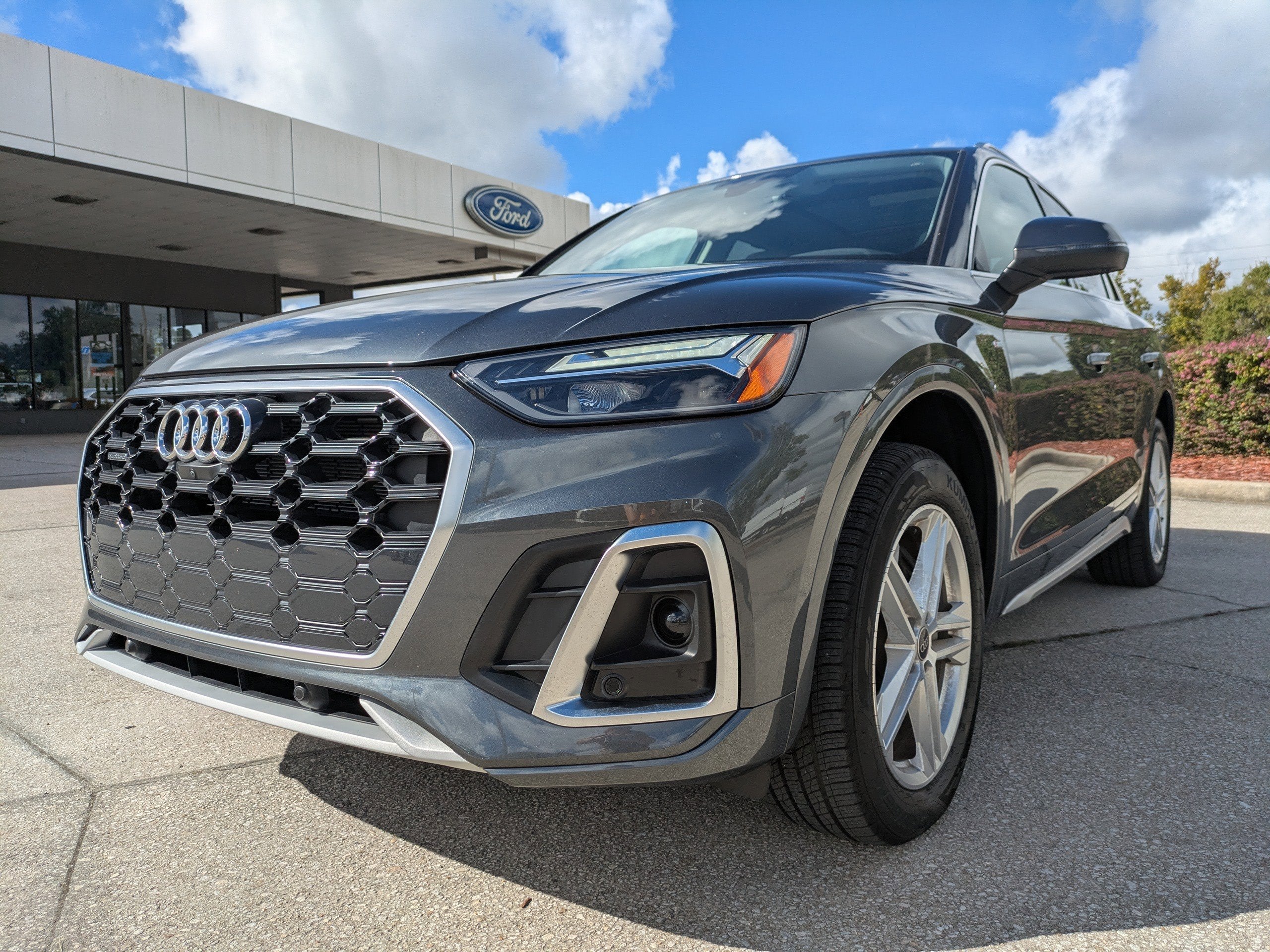 2025 Audi Q5 S line Premium Plus