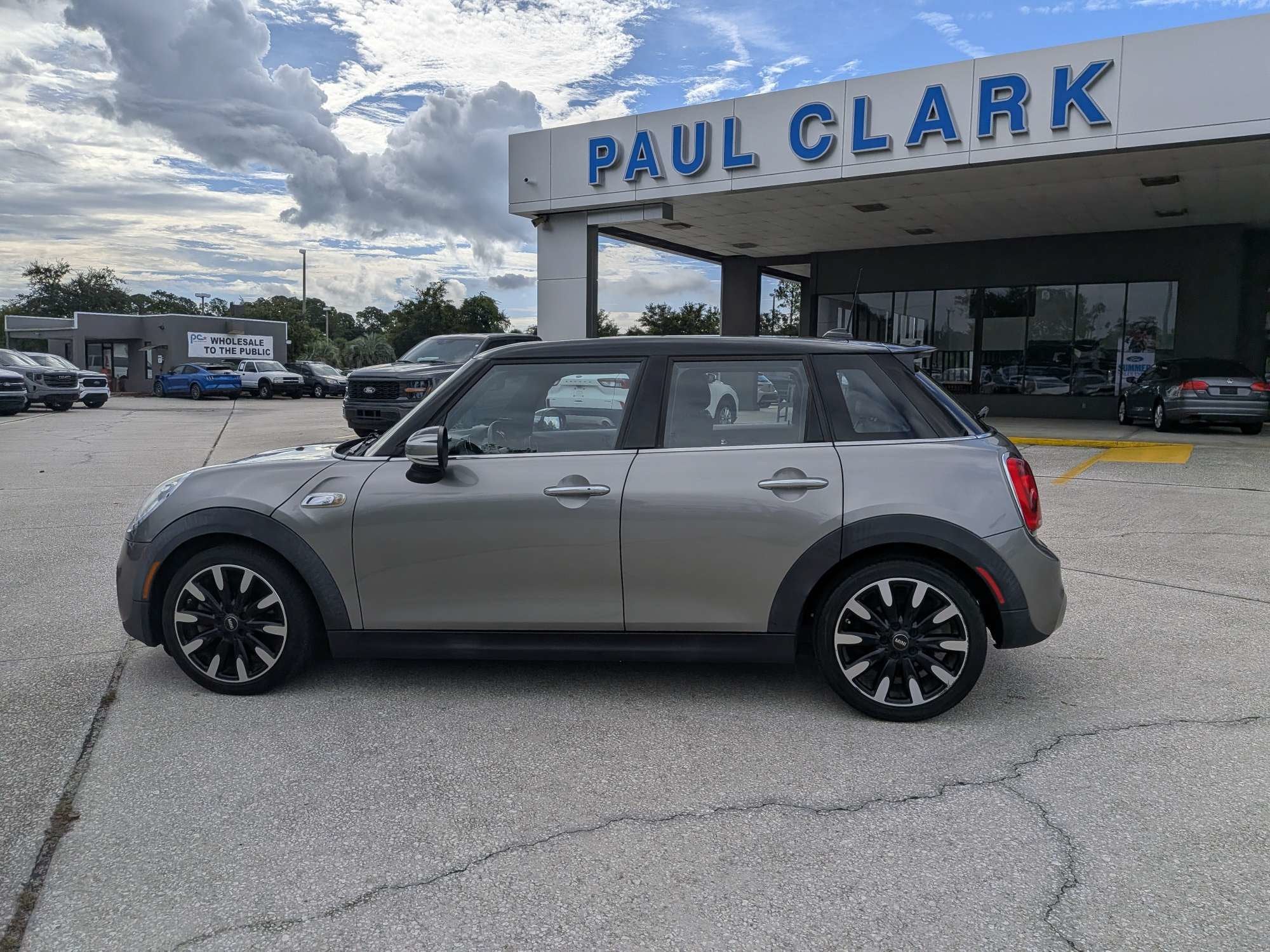 2017 MINI Hardtop 4 Door Cooper S