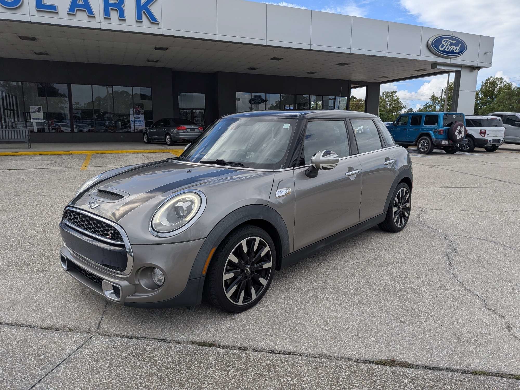 2017 MINI Hardtop 4 Door Cooper S